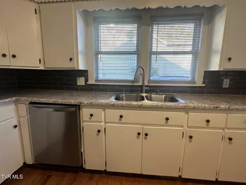 Kitchen - 400 Juniper Street Greeneville Tn 37745, Greeneville, TN 37745 photo 3 of 5