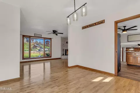 3302 Gap Creek Road Hampton Tn 37658, Hampton, TN 37658 photo 12
