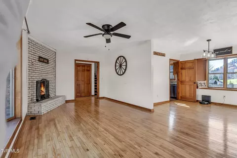 3302 Gap Creek Road Hampton Tn 37658, Hampton, TN 37658 photo 8