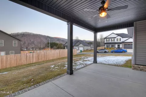 Exterior - 115 Ervin Lp Erwin Tn 37650, Erwin, TN 37650 photo 6 of 8