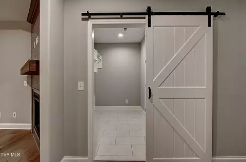 Entry Way - 115 Ervin Lp Erwin Tn 37650, Erwin, TN 37650 photo 4 of 4