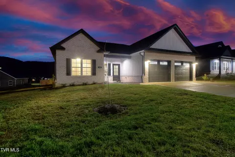 113 Ervin Loop Erwin Tn 37650, Erwin, TN 37650 photo 4
