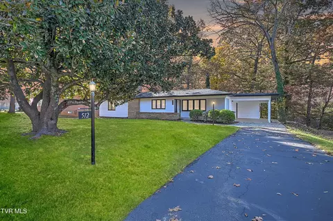 512 Red Oak Lane Kingsport Tn 37663, Kingsport, TN 37663