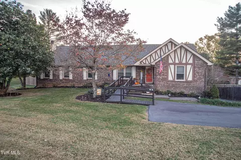 128 Meadow Glade Circle Kingsport Tn 37663, Kingsport, TN 37663