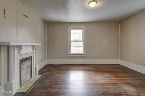 210 Florida Avenue Erwin Tn 37650, Erwin, TN 37650 photo 5
