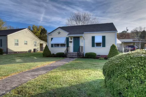 906 Walker Street Elizabethton Tn 37643, Elizabethton, TN 37643