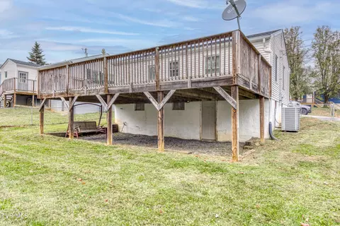 Exterior - 524 Terry Drive Bristol Va 24201, Bristol, VA 24201 photo 5 of 6