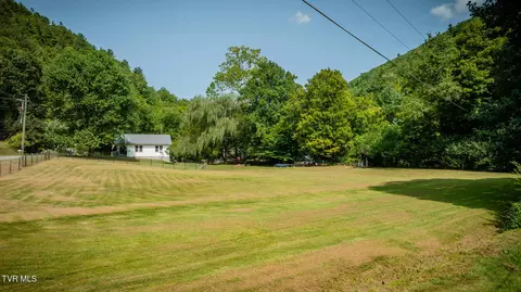 Exterior - 1265 Rittertown Road Hampton Tn 37658, Hampton, TN 37658 photo 8 of 10