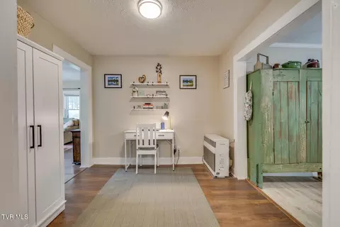 Entry Way - 1265 Rittertown Road Hampton Tn 37658, Hampton, TN 37658 photo 3 of 3