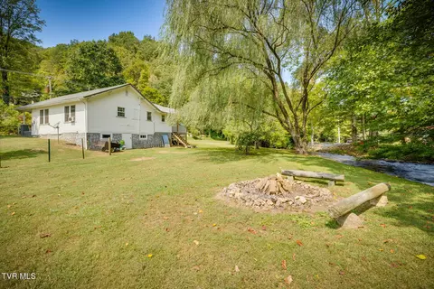 Exterior - 1265 Rittertown Road Hampton Tn 37658, Hampton, TN 37658 photo 7 of 10