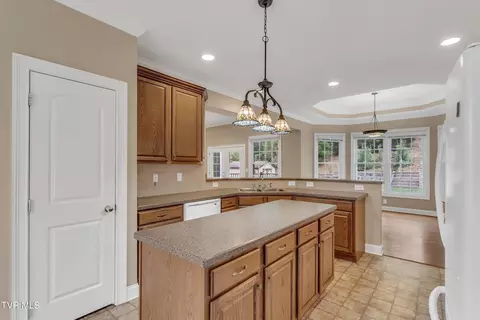 1020 Quail Run Erwin Tn 37650, Erwin, TN 37650 photo 15