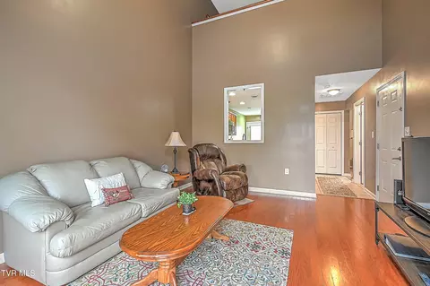 Living - 102 Smartview Lane 102 Abingdon Va 24210, Abingdon, VA 24210 photo 2 of 2