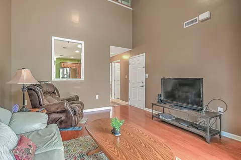 Living - 102 Smartview Lane 102 Abingdon Va 24210, Abingdon, VA 24210 photo 1 of 2