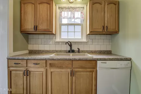 515 Laurel Avenue Johnson City Tn 37604, Johnson City, TN 37604 photo 18