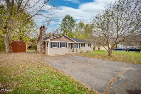 108 Meadowbrook Street Erwin Tn 37650, Erwin, TN 37650