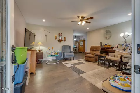 Living - 108 Meadowbrook Street Erwin Tn 37650, Erwin, TN 37650 photo 1 of 2