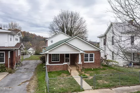 412 E Myrtle Avenue Johnson City Tn 37601, Johnson City, TN 37601