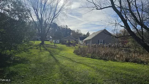 904 Mountainview Road Erwin Tn 37650, Erwin, TN 37650 photo 9
