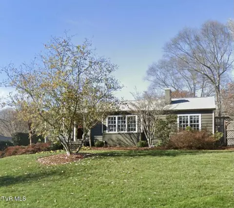 913 E 8th Avenue Johnson City Tn 37601, Johnson City, TN 37601