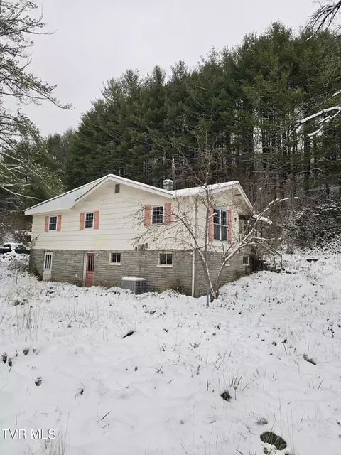 Other - 169 Shrader Road Cedar Bluff Va 24609, Cedar Bluff, VA 24609 photo 5 of 11