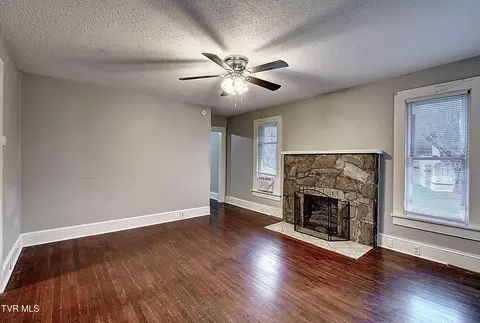 Living - 221 S Mohawk Drive Erwin Tn 37650, Erwin, TN 37650 photo 1 of 4