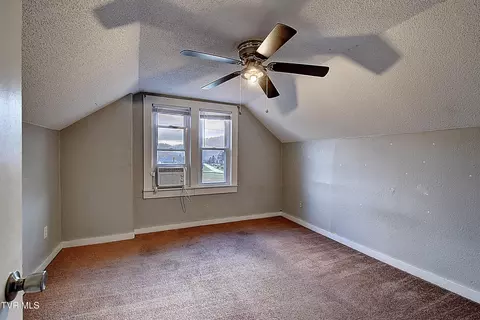 Bedroom - 221 S Mohawk Drive Erwin Tn 37650, Erwin, TN 37650 photo 4 of 7