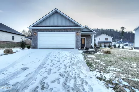 121 Ervin Loop Erwin Tn 37650, Erwin, TN 37650