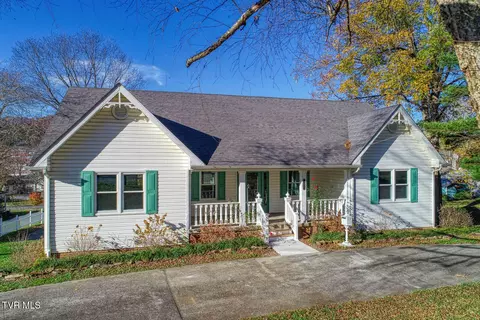 307 E Broadway Street Rogersville Tn 37857, Rogersville, TN 37857