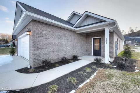 132 Ervin Loop Erwin Tn 37650, Erwin, TN 37650 photo 3