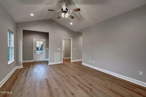 132 Ervin Loop Erwin Tn 37650, Erwin, TN 37650 photo 8