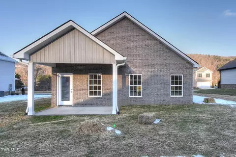 132 Ervin Loop Erwin Tn 37650, Erwin, TN 37650 photo 26