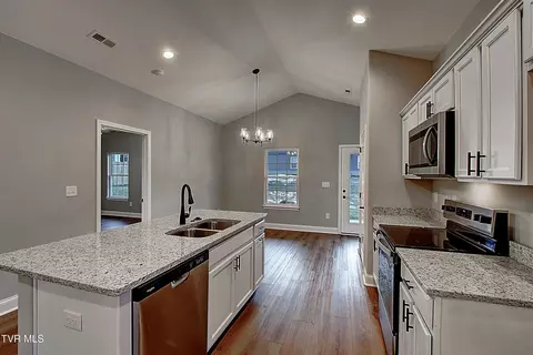 132 Ervin Loop Erwin Tn 37650, Erwin, TN 37650 photo 15