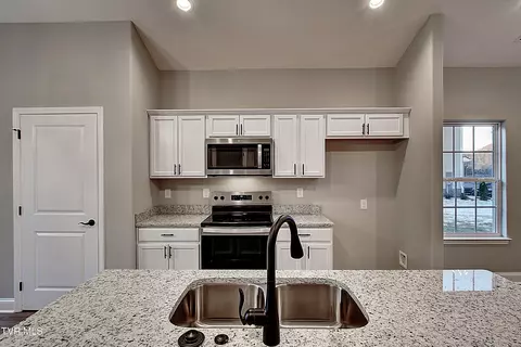 132 Ervin Loop Erwin Tn 37650, Erwin, TN 37650 photo 11