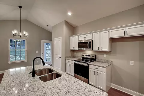 132 Ervin Loop Erwin Tn 37650, Erwin, TN 37650 photo 12
