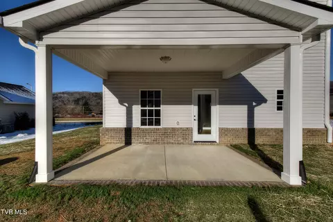 Exterior - 134 Ervin Loop Erwin Tn 37650, Erwin, TN 37650 photo 4 of 7