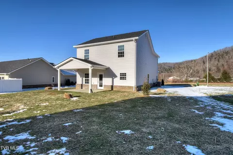 Exterior - 134 Ervin Loop Erwin Tn 37650, Erwin, TN 37650 photo 6 of 7
