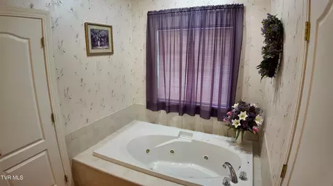 1018 Quail Run Erwin Tn 37650, Erwin, TN 37650 photo 59