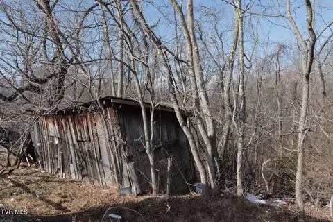 Exterior - 354 Flat Top Road Coeburn Va 24230, Coeburn, VA 24230 photo 6 of 15
