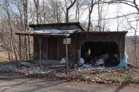Exterior - 354 Flat Top Road Coeburn Va 24230, Coeburn, VA 24230 photo 15 of 15