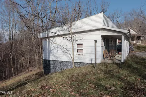 354 Flat Top Road Coeburn Va 24230, Coeburn, VA 24230