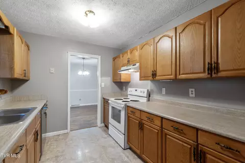 Kitchen - 175 Brystone Drive Gray Tn 37615, Gray, TN 37615 photo 2 of 2