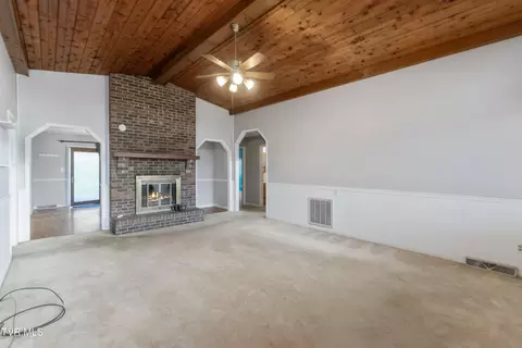 Living - 175 Brystone Drive Gray Tn 37615, Gray, TN 37615 photo 2 of 3