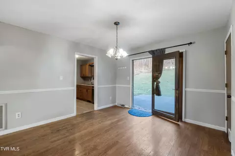 Dining - 175 Brystone Drive Gray Tn 37615, Gray, TN 37615 photo 3 of 4