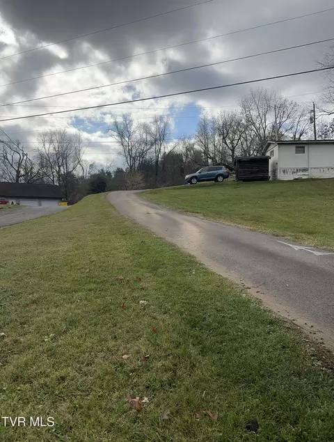 1860 Forest View Drive Kingsport Tn 37660, Kingsport, TN 37660