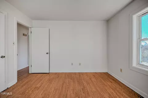 Bedroom - 129 Hillside Avenue Bristol Va 24201, Bristol, VA 24201 photo 3 of 6