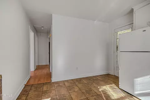 Entry Way - 129 Hillside Avenue Bristol Va 24201, Bristol, VA 24201 photo 1 of 1