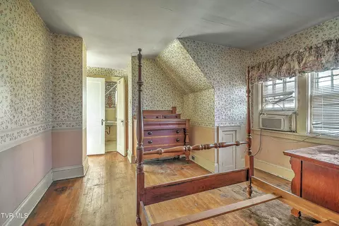 Bedroom - 620 Lawrence Avenue Bristol Va 24201, Bristol, VA 24201 photo 2 of 12