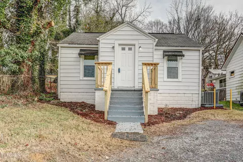 2110 Hawthorne Street Kingsport Tn 37664, Kingsport, TN 37664