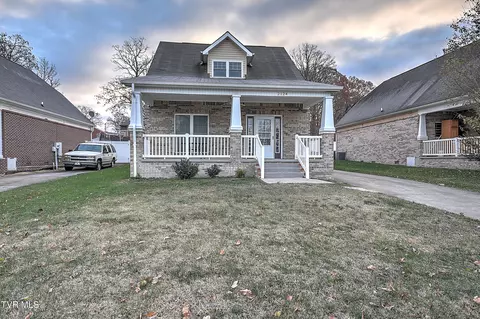2124 Sherwood Road Kingsport Tn 37664, Kingsport, TN 37664
