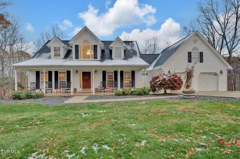 324 Golf Course Road Unicoi Tn 37692, Unicoi, TN 37692
